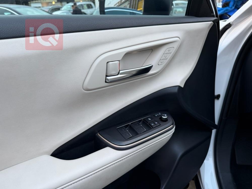 تۆیۆتا کراون